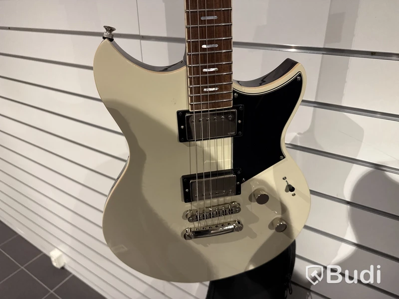 Gitarr Yamaha RSS20 Vintage White - Ordpris 9 298:-