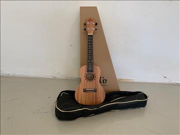 Ukelele Koki o Mahogany Concert med softcase