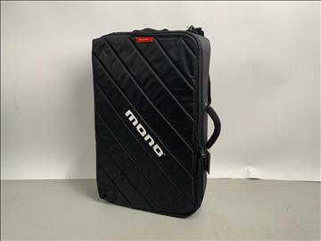 Case, Mono m80-tour-v2. Ny