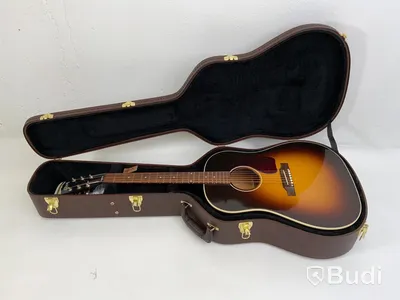 Gibson J-45 STANDARD