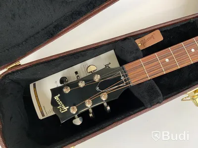 Gibson J-45 STANDARD