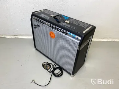 Fender 68 Custom Twin Reverb Förstärkare OBS! Sprucken i chassit
