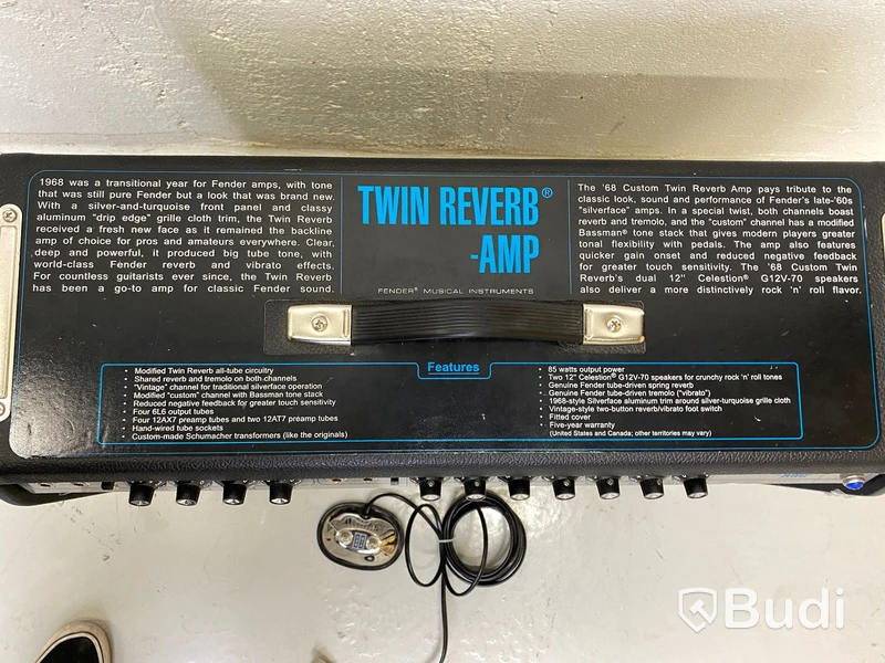 Fender 68 Custom Twin Reverb Förstärkare OBS! Sprucken i chassit