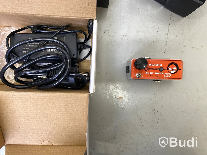Mooer Baby bomb micro preamp