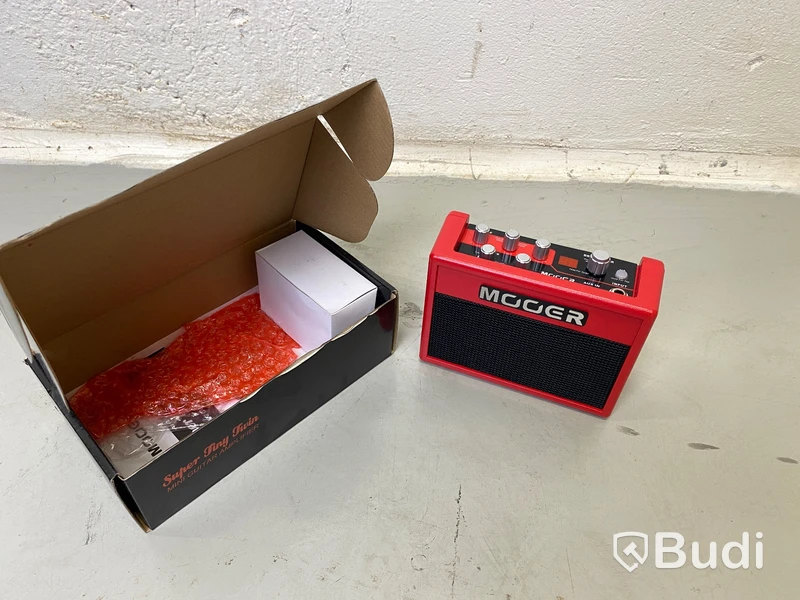 Mooer Super Tint Twin liten gitarrförstärkare