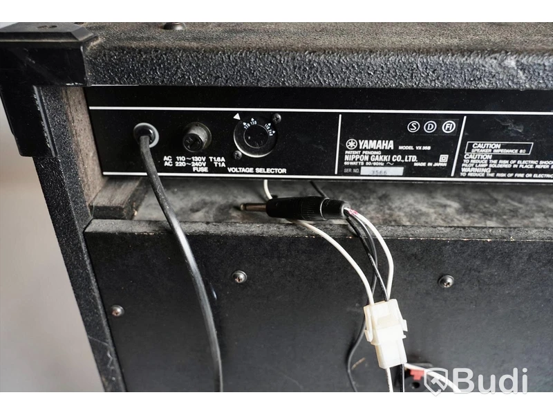 Basförstärkare Yamaha VX series 35B