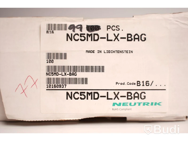 1 paket med 77st Neutrik NC5MD-LX-BAG inkl. Proel RK8NX och 6st 4-poliga XLR honakontakter
