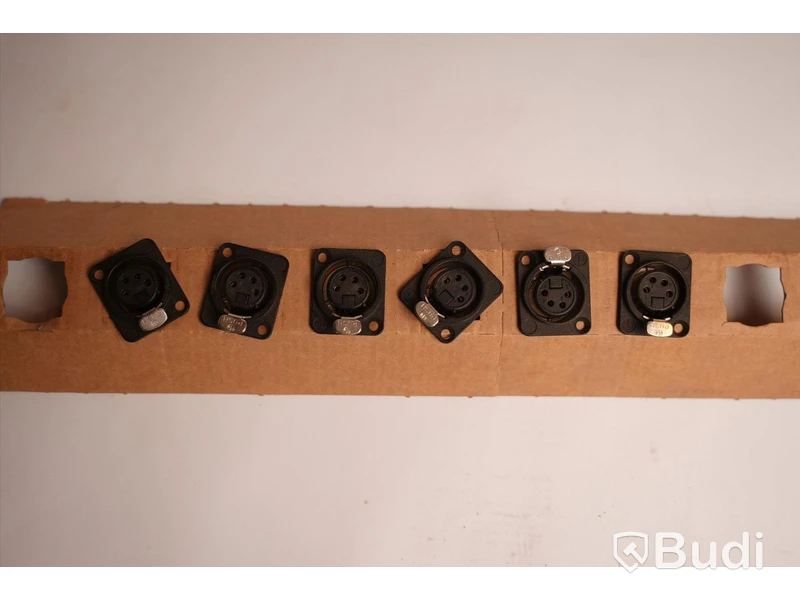 1 paket med 77st Neutrik NC5MD-LX-BAG inkl. Proel RK8NX och 6st 4-poliga XLR honakontakter