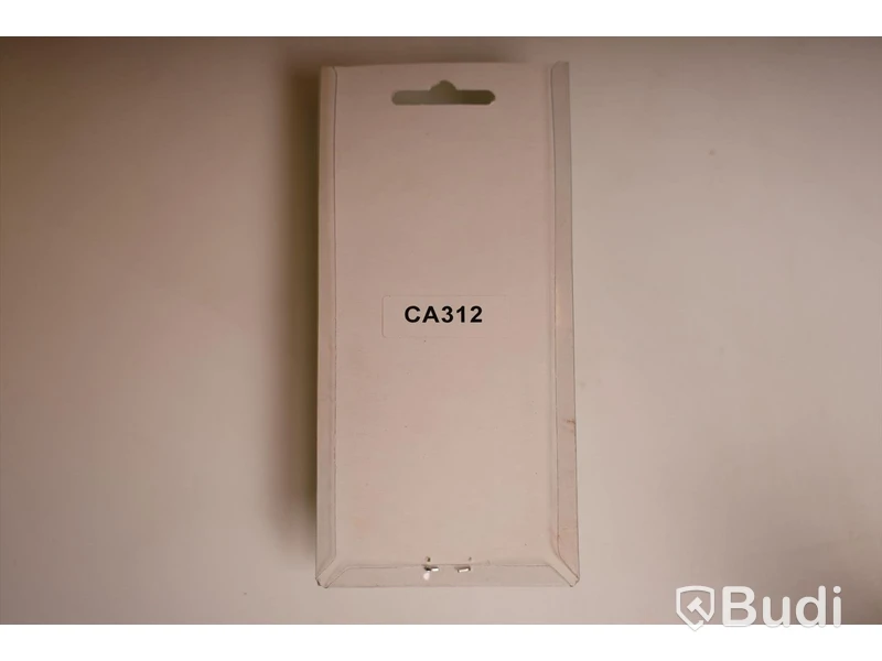 1 låda med Sound King CA301, XLR adapter