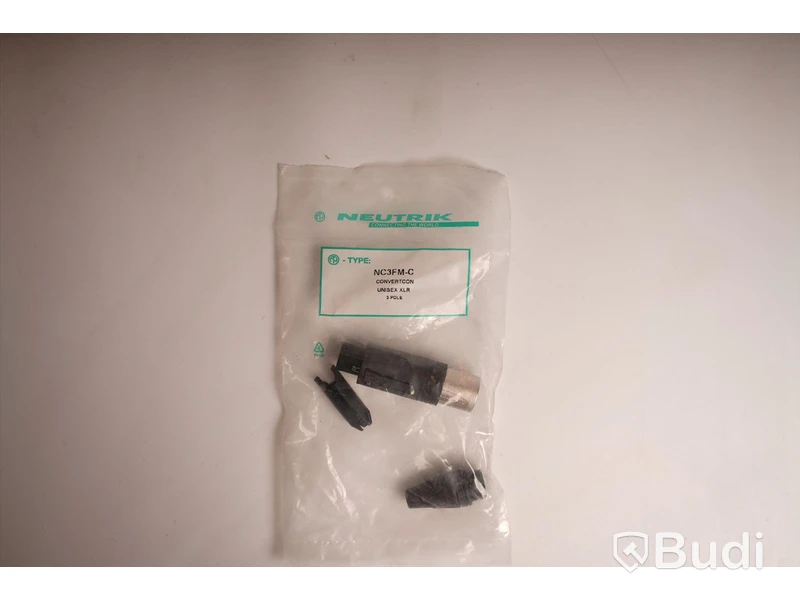 1 låda med 14st Neutrik NC3FM-C, XLR adapter