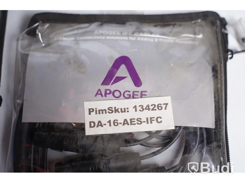 Diverse kablar. Apogee WE-BB-2.0, Apogee AES16-DIGI-IFC 2st, Apogee DA-16-AES-IFC. Ny, Obruten förpackning.
