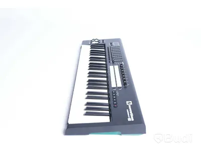 Keyboard - Novation Launchkey 49. Ny.