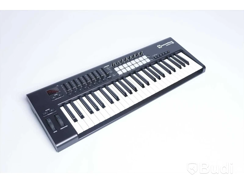 Keyboard - Novation Launchkey 49. Ny.