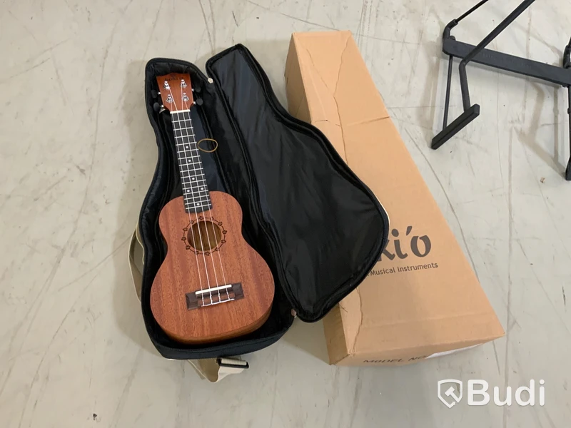 Ukelele Kokio Mahogany Soprano with bag