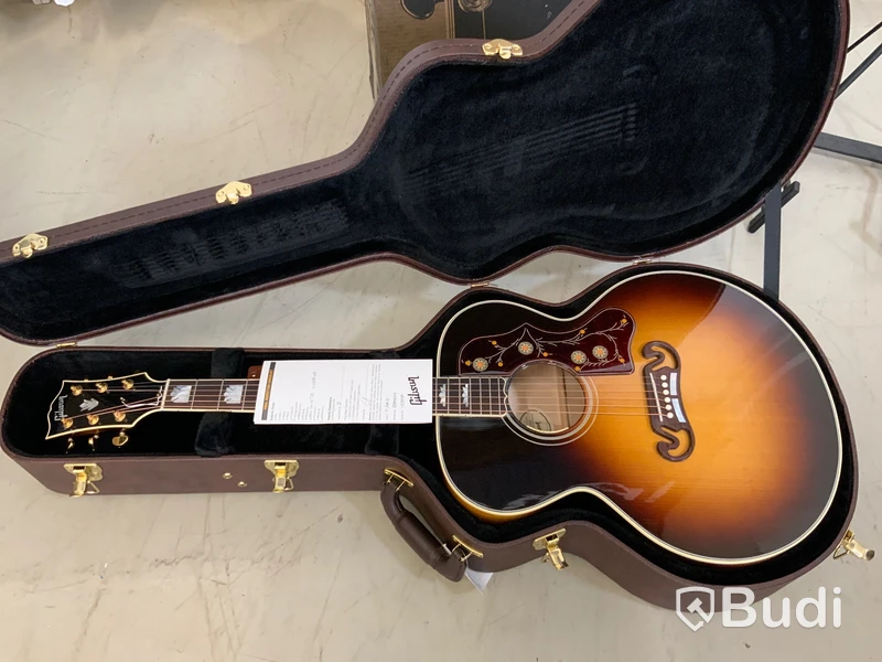 Gitarr Gibson J-200 Standard ink case och kartong