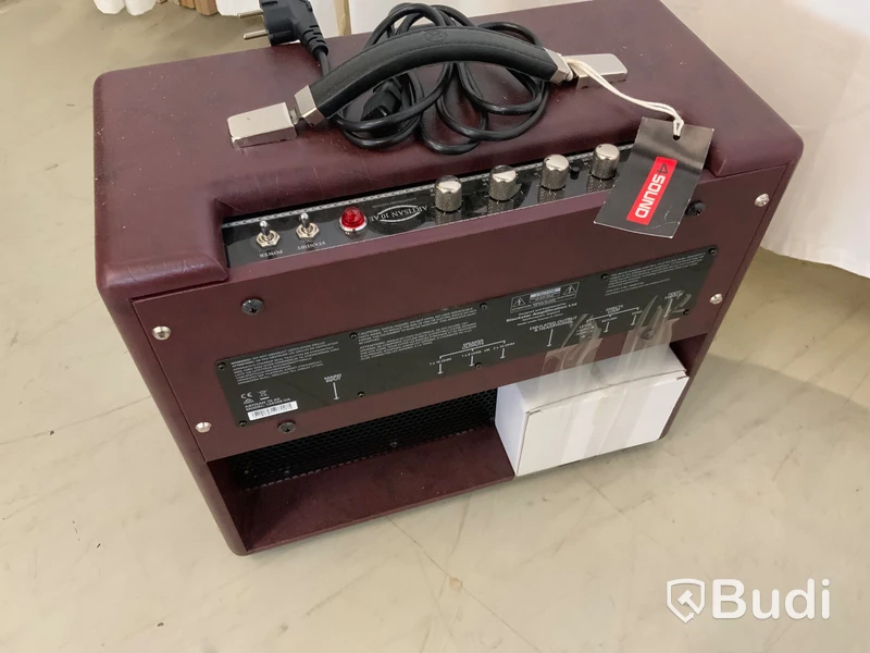 Blackstar Artisan 10 AE