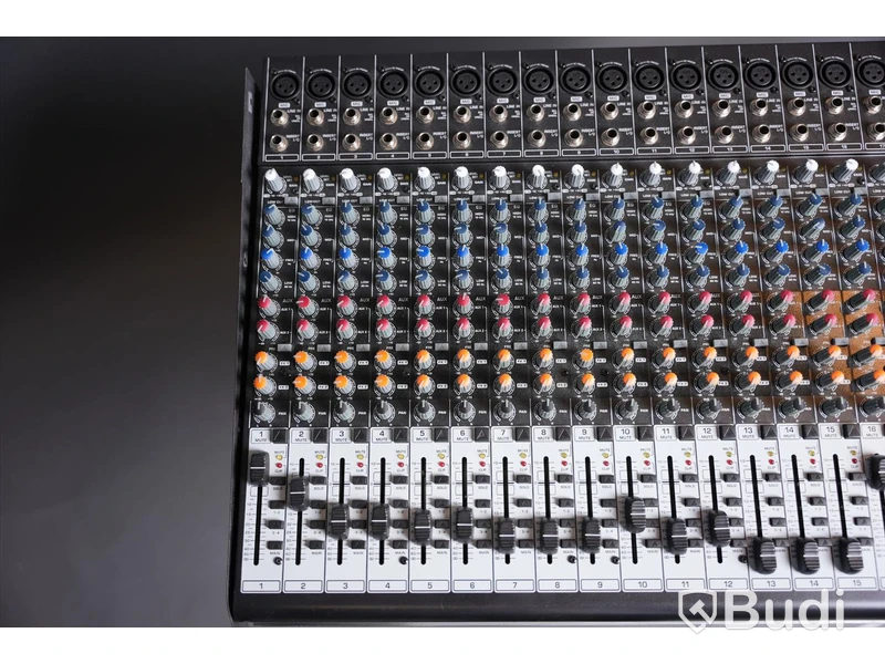 Mixerbord - Behringer Eurodesk SX3242FX. Defekt