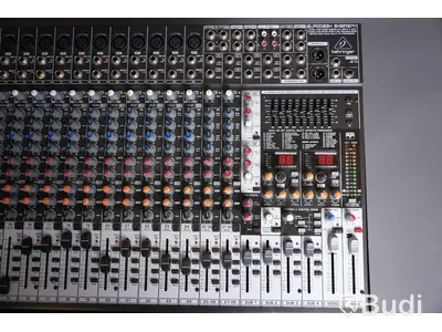 Mixerbord - Behringer Eurodesk SX3242FX. Defekt