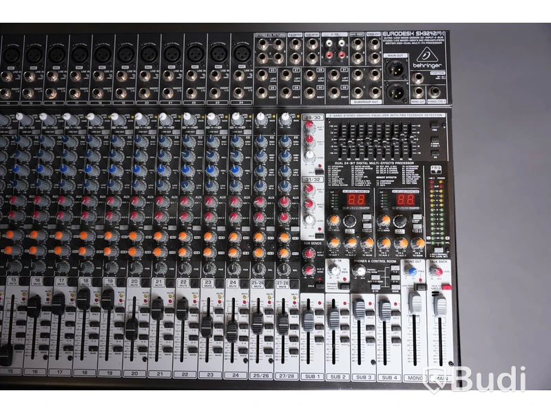 Mixerbord - Behringer Eurodesk SX3242FX. Defekt