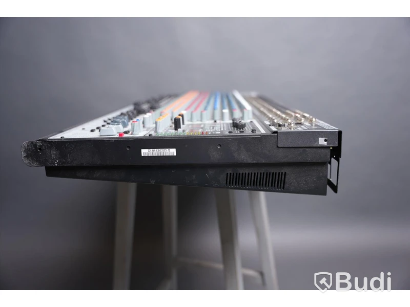 Mixerbord - Behringer Eurodesk SX3242FX. Defekt