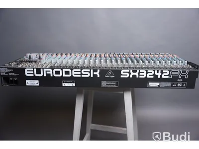 Mixerbord - Behringer Eurodesk SX3242FX. Defekt