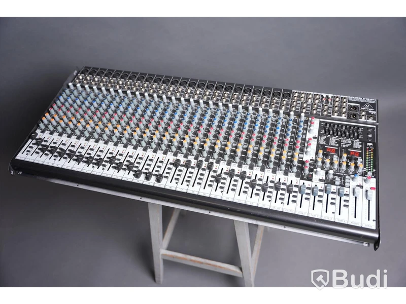 Mixerbord - Behringer Eurodesk SX3242FX. Defekt