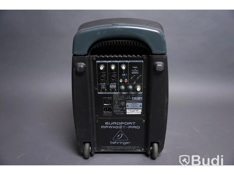 Portabelt PA - Behringer Europort MPA40BT-PRO. Defekt.