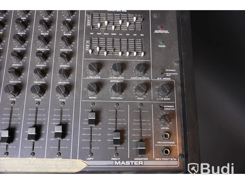 Mixerbord - Ross PC-8400 Powered Mixer Stereo. Osäker funktion.