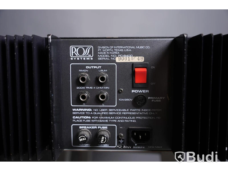 Mixerbord - Ross PC-8400 Powered Mixer Stereo. Osäker funktion.