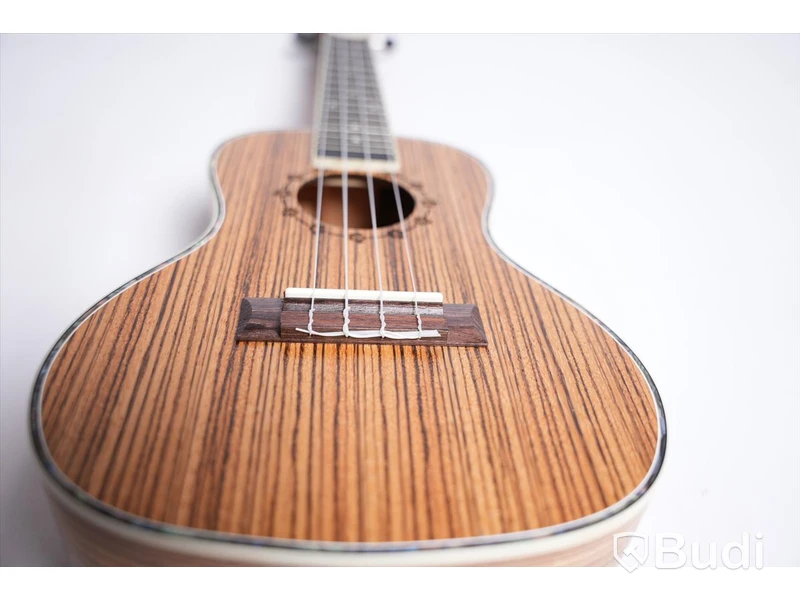 Ukulele - Koki'o, Zebrawood Concert med Case.