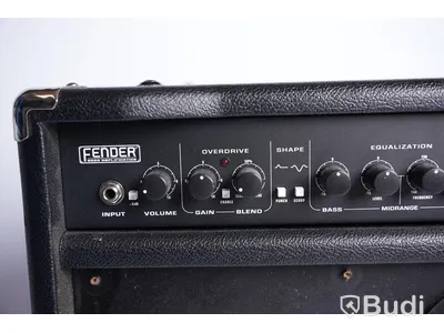 Basförstärkare - Fender Rumble 350. Defekt.