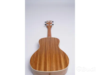 Ukulele - Koki'o, Mahogany Concert inkl. soft case, RISA Musical Instruments. Ny, Obruten förpackning.