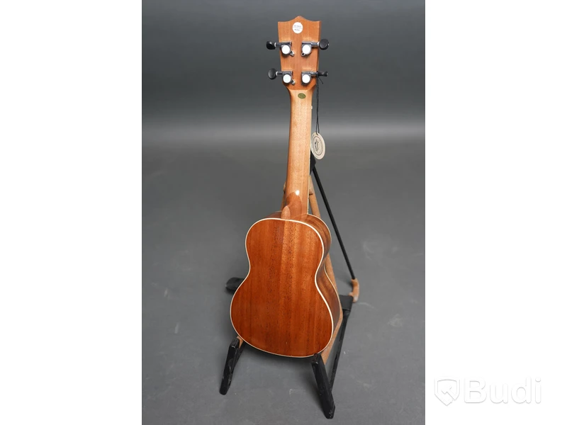 Ukulele - Kokio Solid Top Mahogny Soprano inkl. case