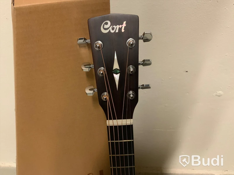 GITARR CORT EARTH 70 SOLID TOP