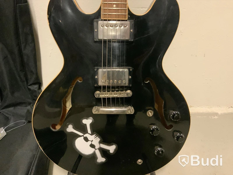 Elgitarr Gibson ES-335 Dot, BC, Ca 1992, saknar ett volymvred gigbag medföljer
