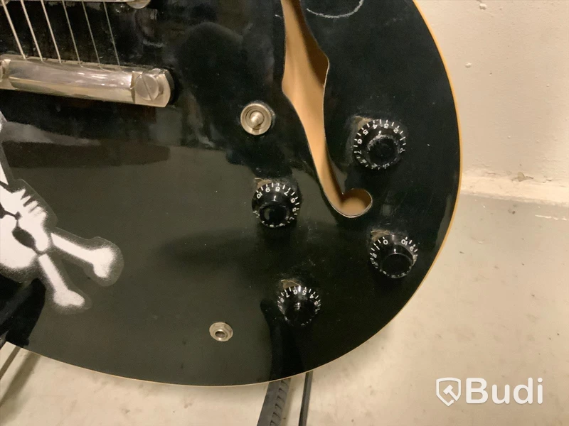 Elgitarr Gibson ES-335 Dot, BC, Ca 1992, saknar ett volymvred gigbag medföljer