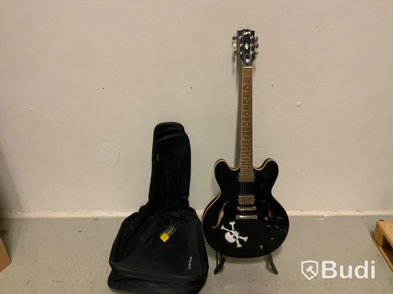 Elgitarr Gibson ES-335 Dot, BC, Ca 1992, saknar ett volymvred gigbag medföljer