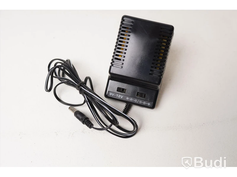 Adapter 2st - Proel AC-DC Adaptor.