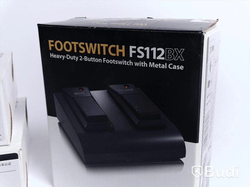 3st Behringer FS112BX