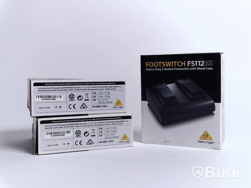 3st Behringer FS112BX