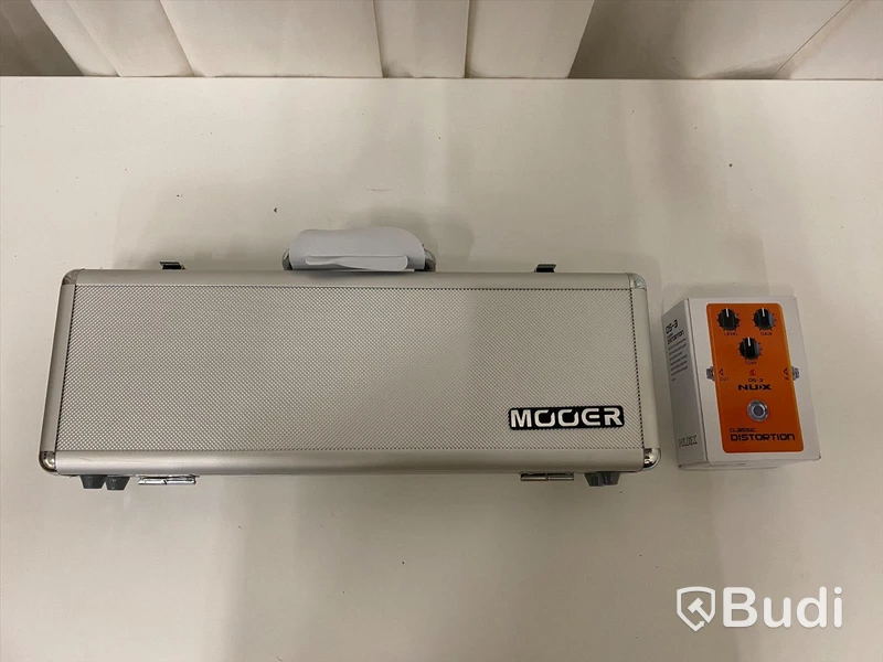 Case för pedaler samt NUX DS-3 pedal