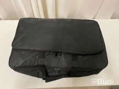 Case med pedaler på platta