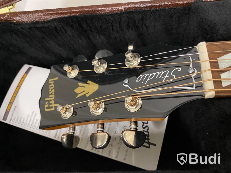 Gibson Montana Hummingbird Studio akustisk gitarr