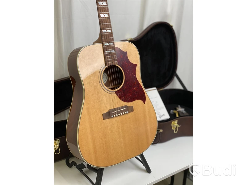 Gibson Montana Hummingbird Studio akustisk gitarr