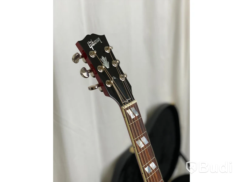 Gibson Montana Hummingbird Akustisk gitarr