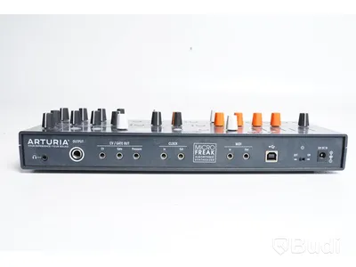 Algorithmic Synthesizer, Micro Freak - ARTURIA