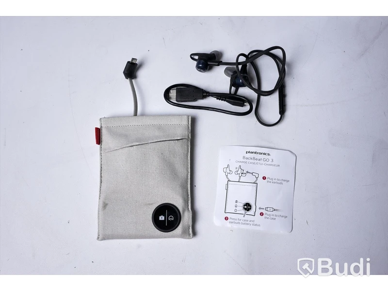 Diverse tech-gadgets