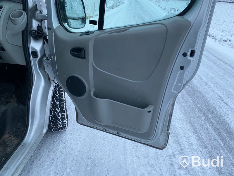 Skåpbil Renault Trafic 2.0 dCi | 2013