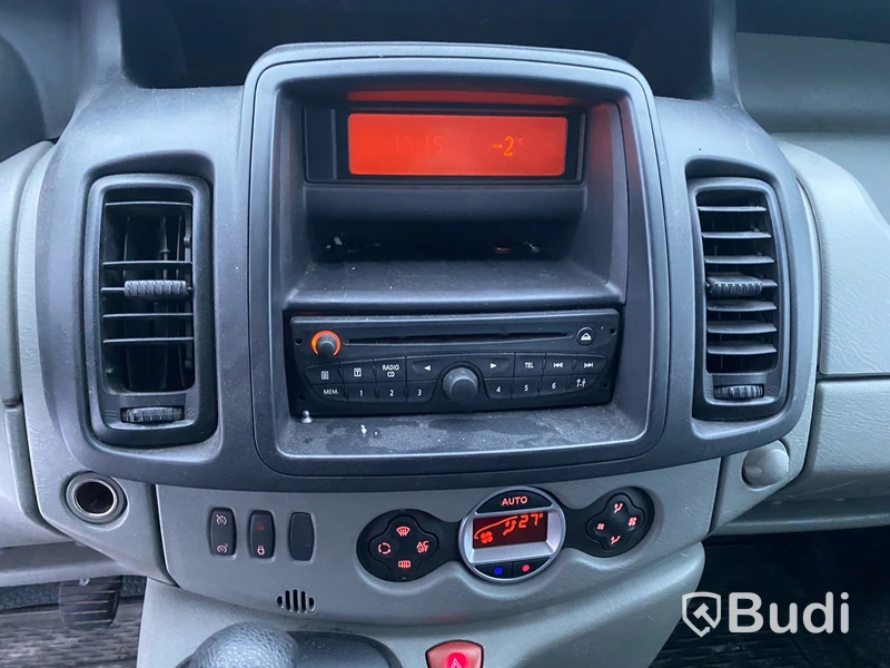 Skåpbil Renault Trafic 2.0 dCi | 2013