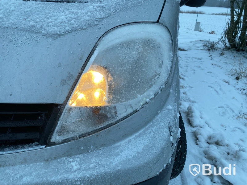 Skåpbil Renault Trafic 2.0 dCi | 2013